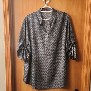 Green/Black Pattern Tunic 4x